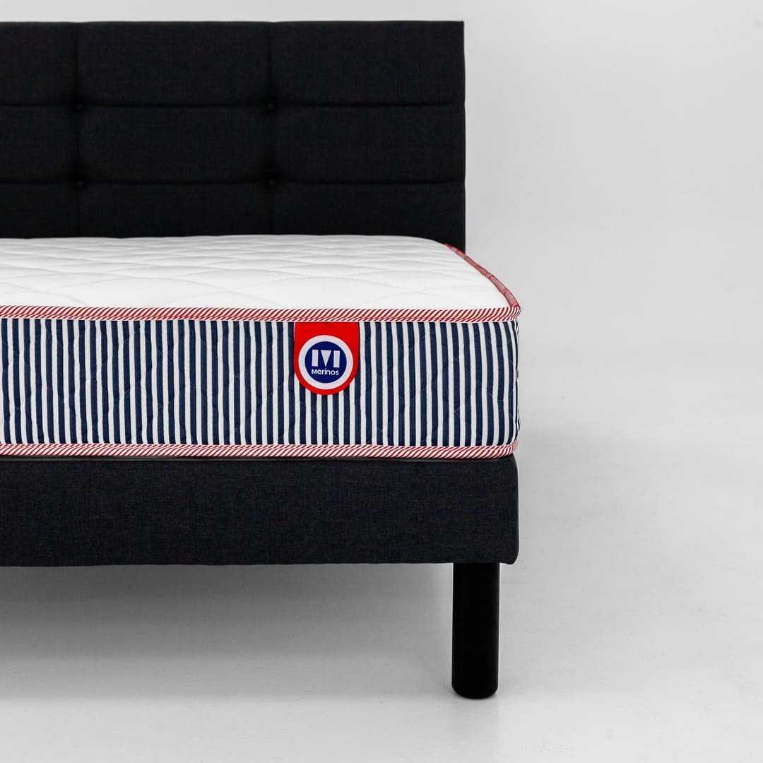 Canapé 3 places Convertible couchage 140 cm Marie Canapé 3 places Convertible couchage 140 cm Marie